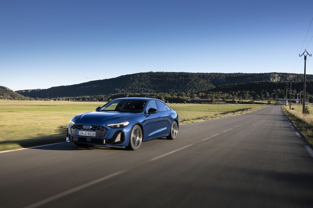 Audi S5 vs BMW M340i xDrive vs Mercedes-AMG C 43