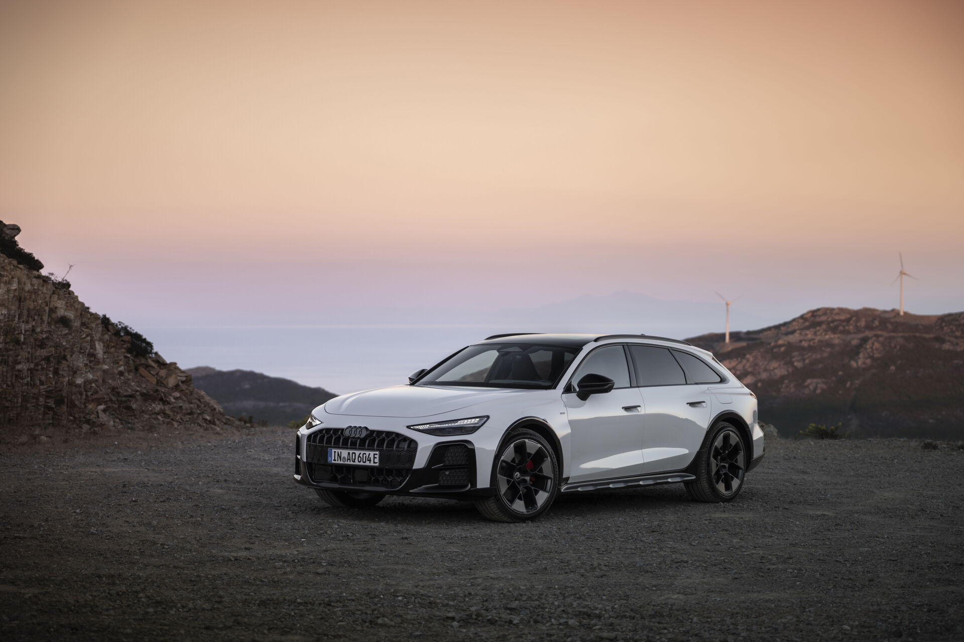 Audi A6 allroad e-hybrid vs V6 TDI: Which One to Buy, and When to Choose the e-tron Instead
